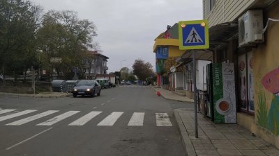 Приоритет ще бъде поставянето на светещи пътни знаци за пешеходци, които предстои да бъдат монтирани в град Царево. Снимки Община Царево