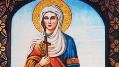 В българските народни вярвания, светицата е наричана Огнена Марина