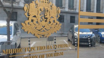 Указанията са утвърдени от министъра на туризма Николина Ангелкова