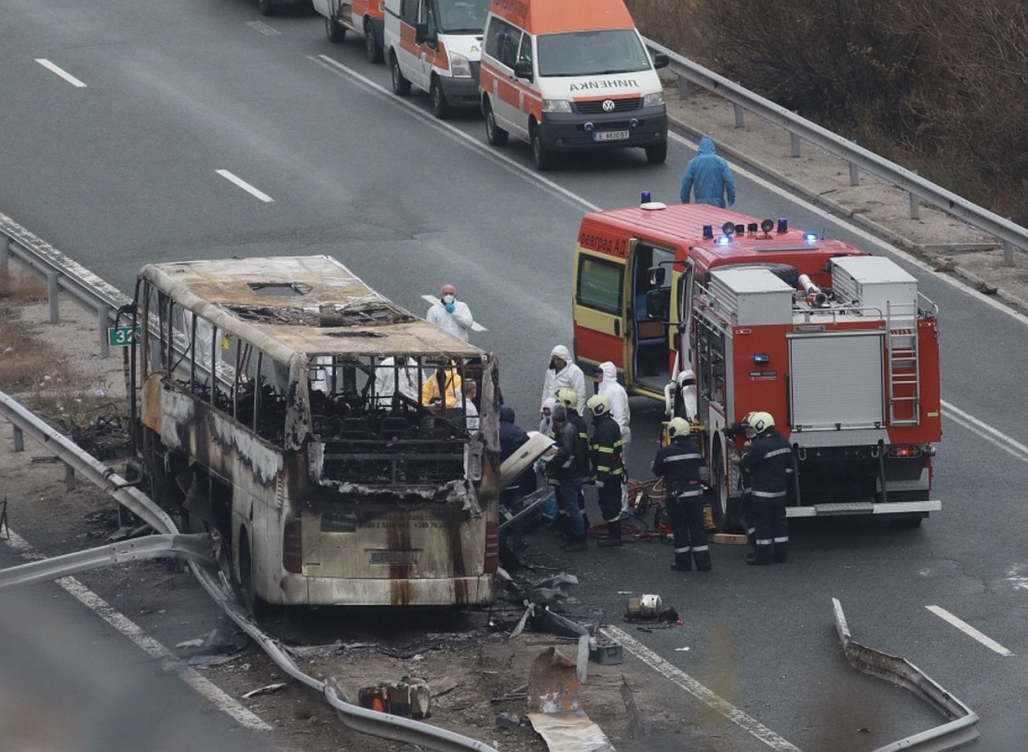 Автобусът се е запалил в нощта срещу вторник на магистрала Струма. Източник Георги Димитров