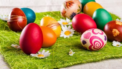 Традиционно на Велики четвъртък ще се боядисват яйца на открито. Снимка Архив
