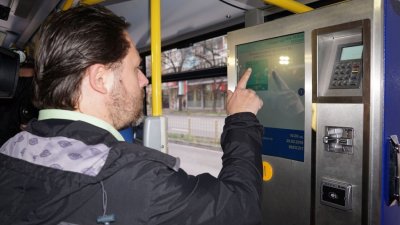 Новият начин на закупуване на билети е заложена в проекта Интегриран градски транспорт на Варна