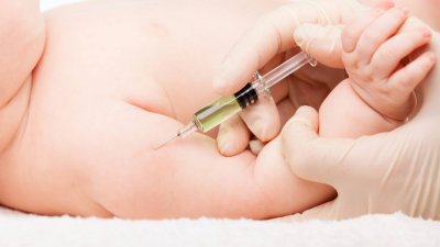 Първата страна, която въведе ваксина за варицела, е Съединените щати